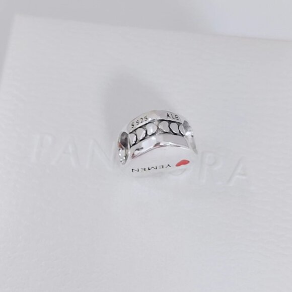 Pandora Yemen Flag Exclusive Heart Charm Bead with box - Picture 7 of 8